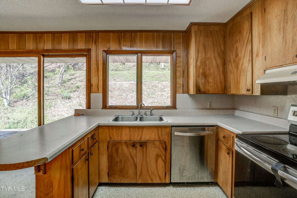 Photo #12: 375 Okolona Drive