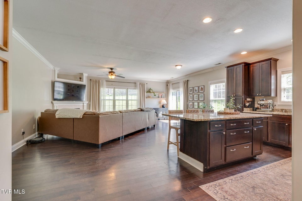 Photo #7: 29 Dunham Circle