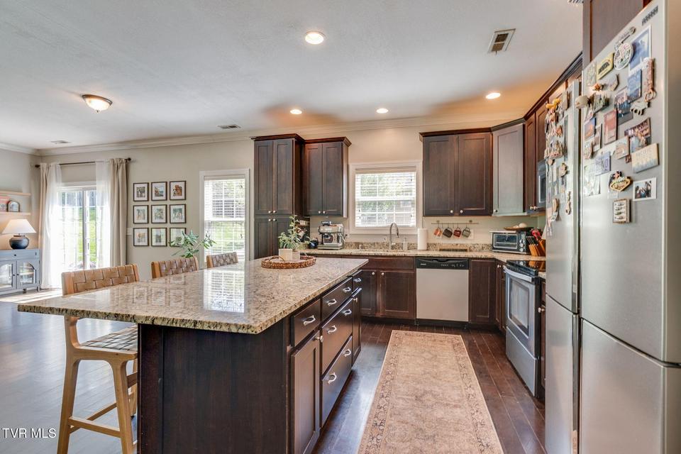 Photo #13: 29 Dunham Circle