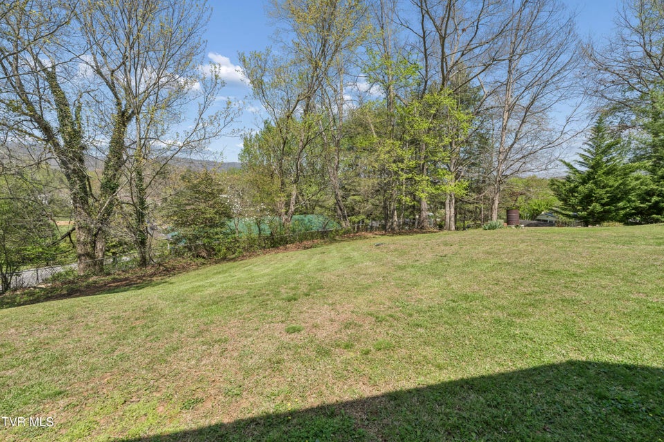 Photo #45: 106 Hasty Boulevard