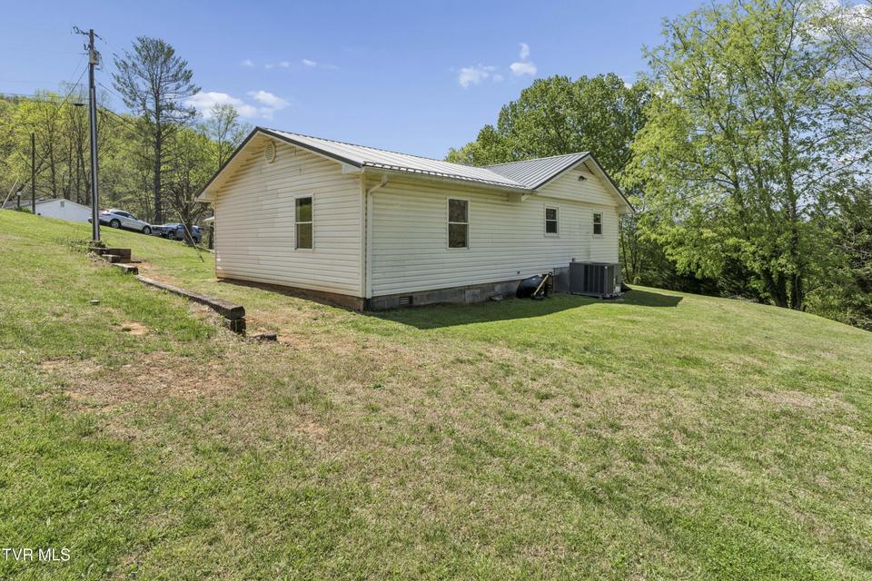 Photo #47: 106 Hasty Boulevard