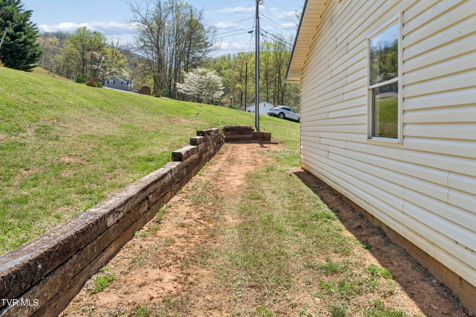 Photo #48: 106 Hasty Boulevard