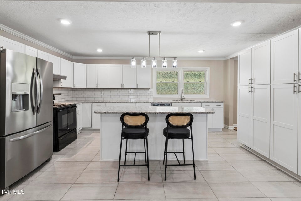 Photo #4: 106 Hasty Boulevard