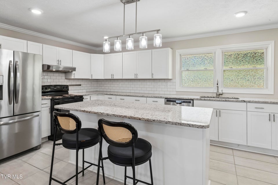 Photo #7: 106 Hasty Boulevard