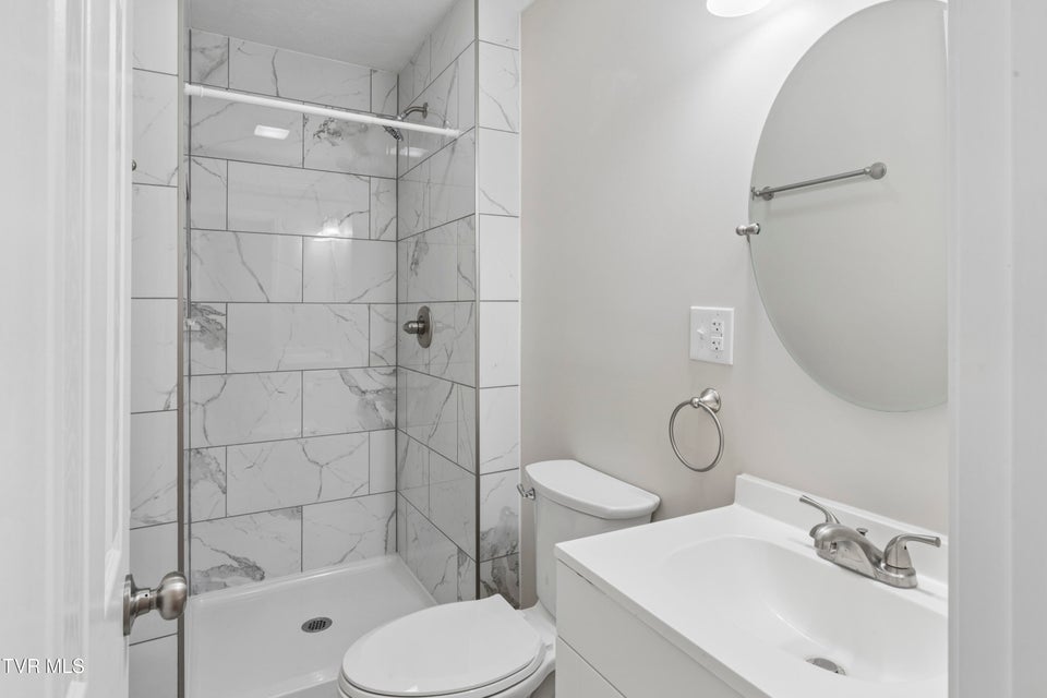 Photo #27: 106 Hasty Boulevard