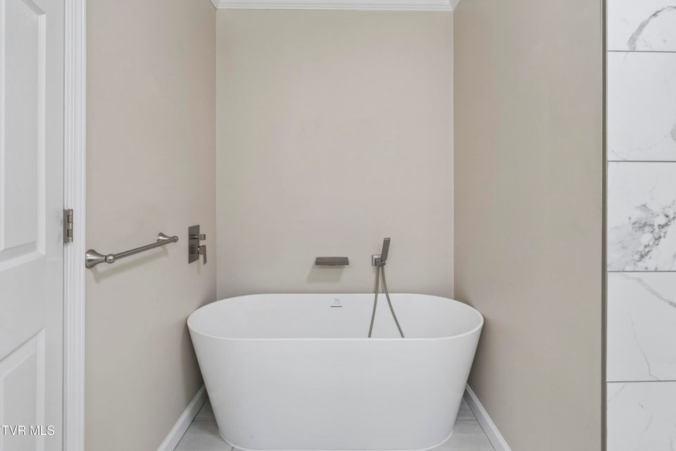 Photo #34: 106 Hasty Boulevard