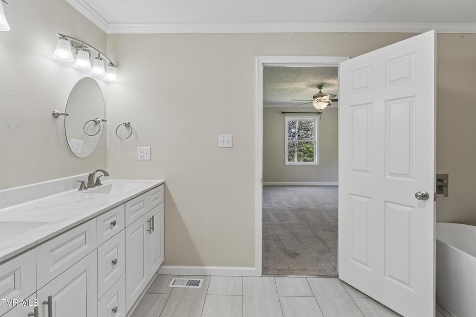 Photo #35: 106 Hasty Boulevard