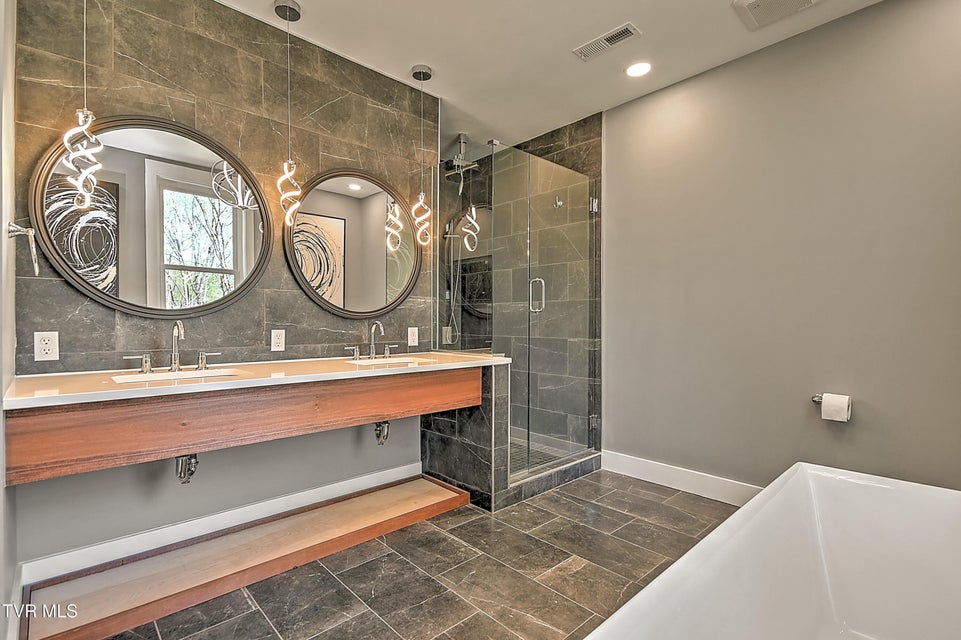 Photo #49: 2061 King College Road