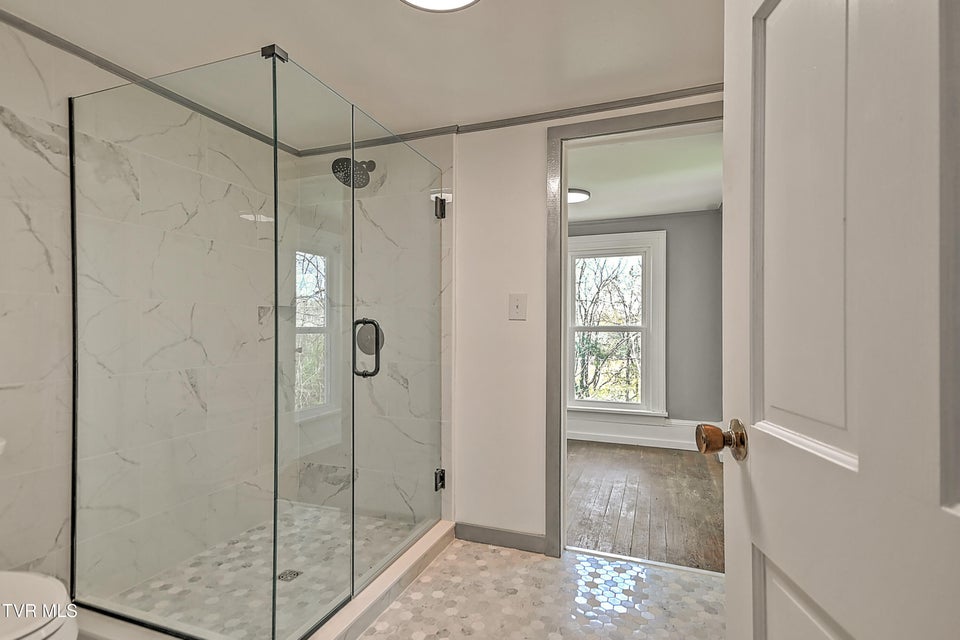 Photo #57: 2061 King College Road