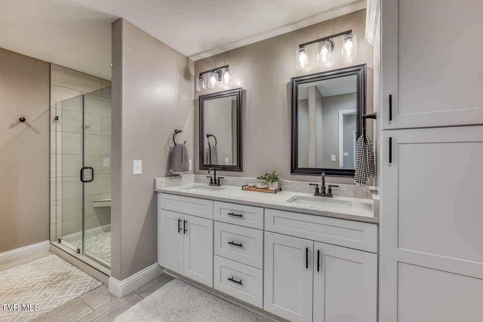 Photo #27: 179 Tanners Cove