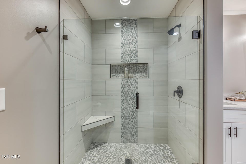 Photo #29: 179 Tanners Cove