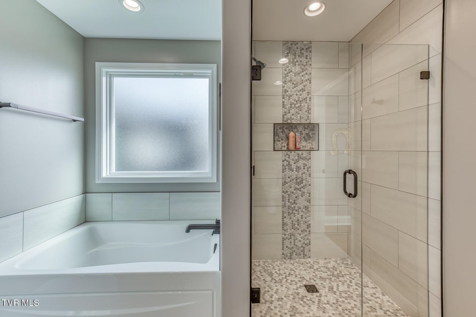 Photo #37: 179 Tanners Cove