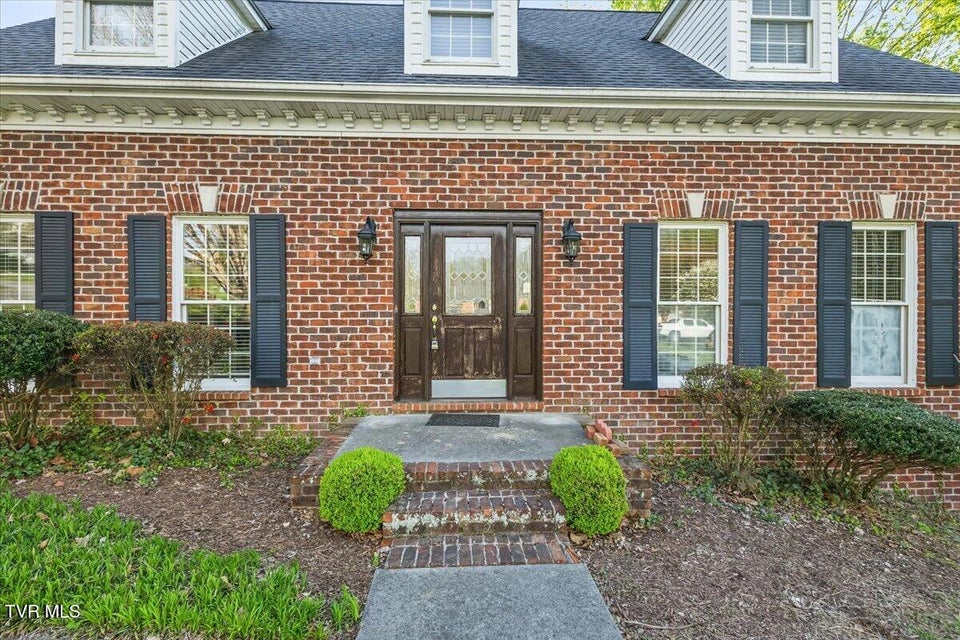 Photo #8: 1857 Greenbriar Circle