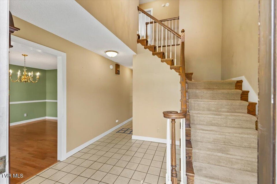 Photo #9: 1857 Greenbriar Circle