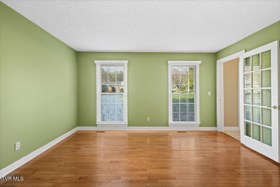 Photo #11: 1857 Greenbriar Circle