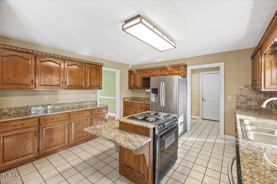 Photo #15: 1857 Greenbriar Circle