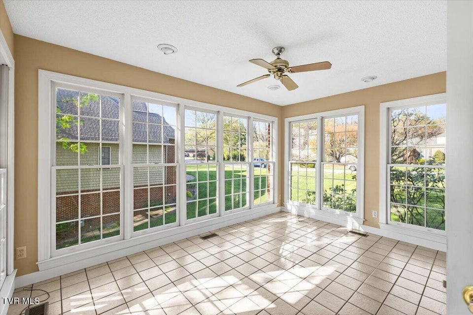 Photo #24: 1857 Greenbriar Circle