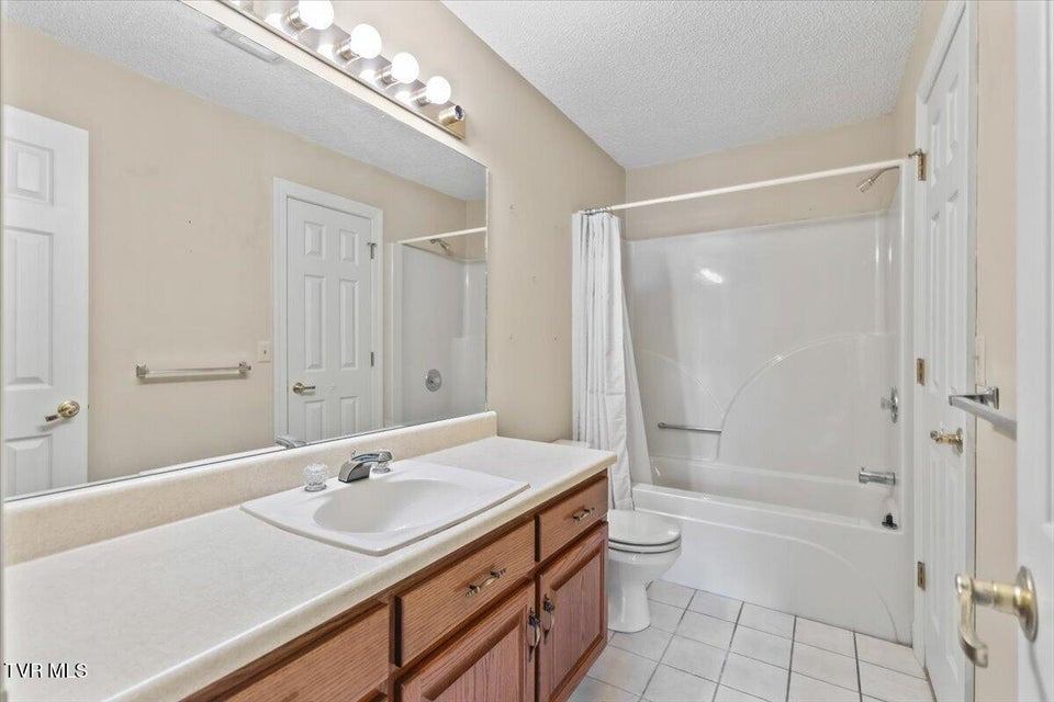 Photo #35: 1857 Greenbriar Circle