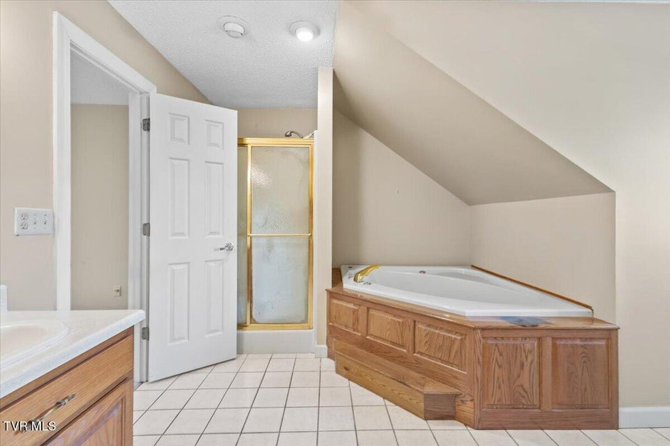 Photo #41: 1857 Greenbriar Circle