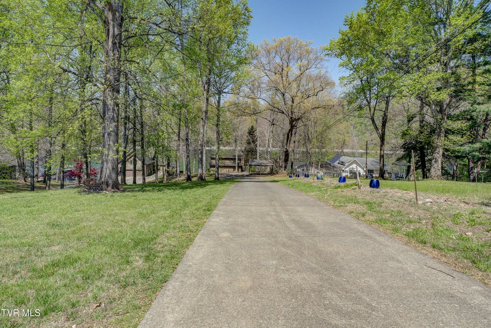 Photo #19: 760 Lake Point Drive