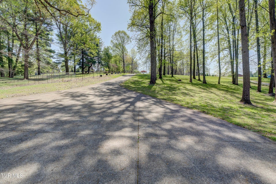 Photo #21: 760 Lake Point Drive