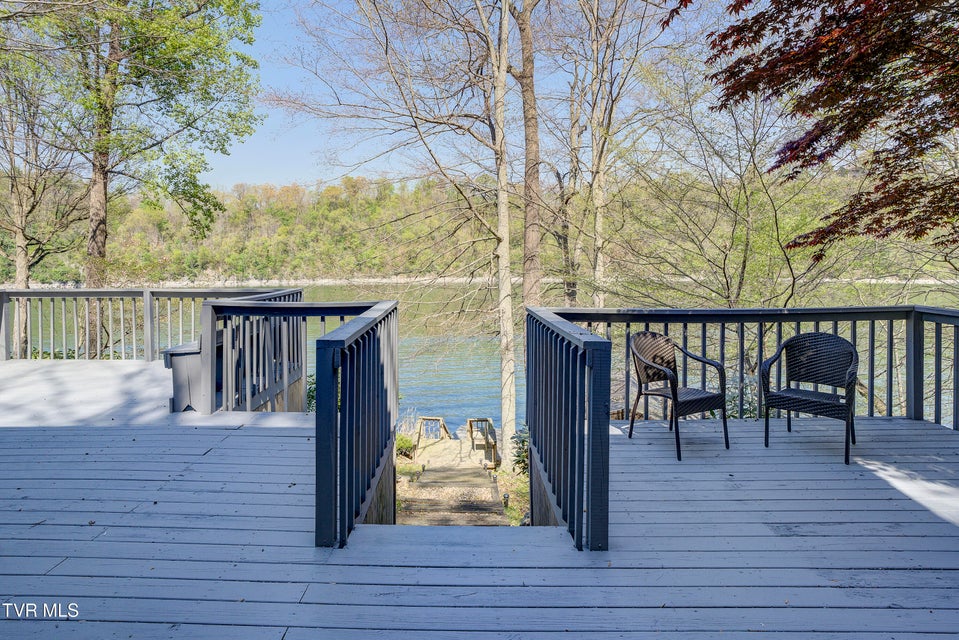 Photo #22: 760 Lake Point Drive