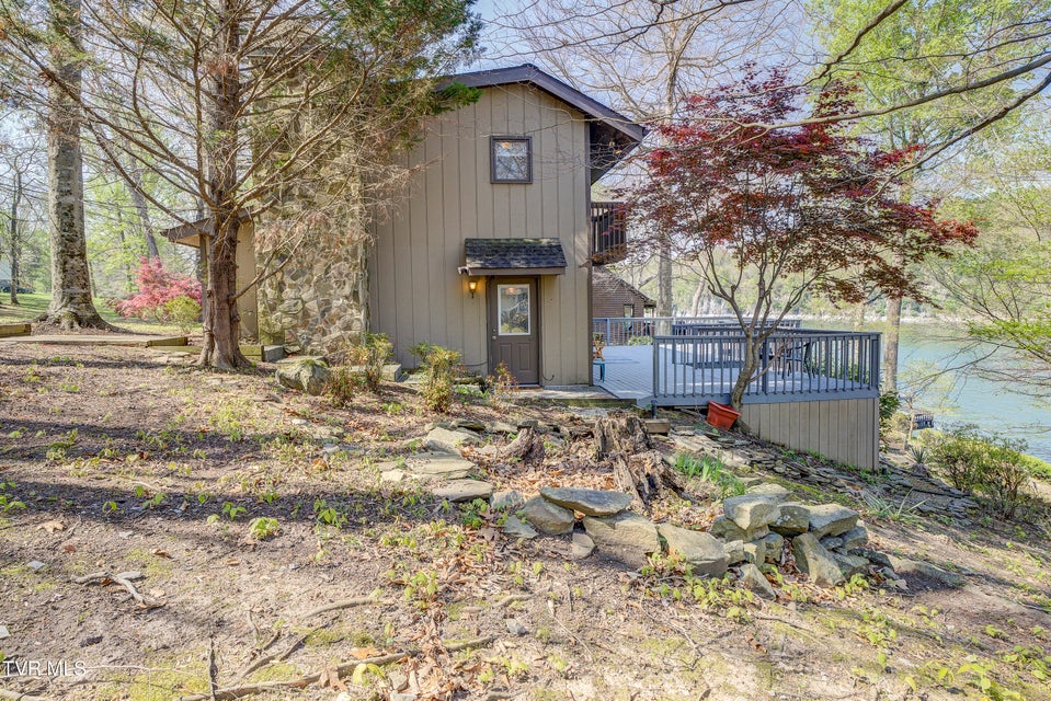 Photo #15: 760 Lake Point Drive