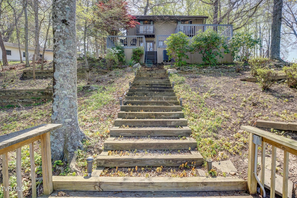 Photo #16: 760 Lake Point Drive