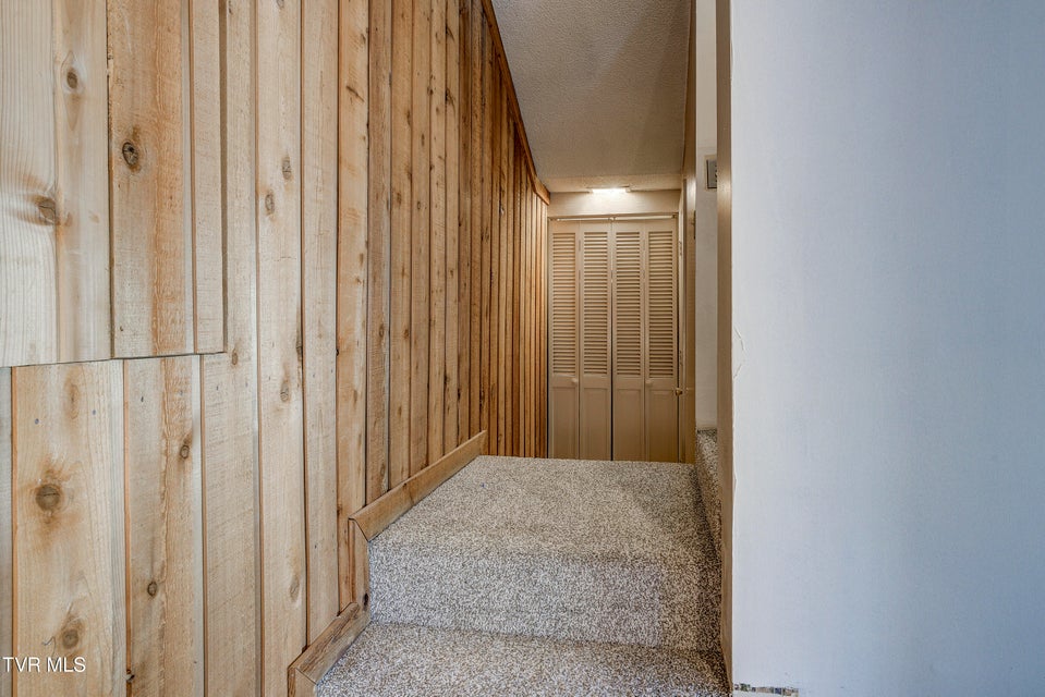 Photo #41: 760 Lake Point Drive