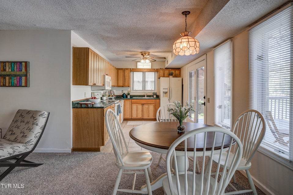 Photo #43: 760 Lake Point Drive