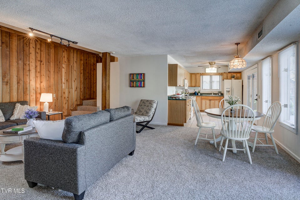 Photo #51: 760 Lake Point Drive