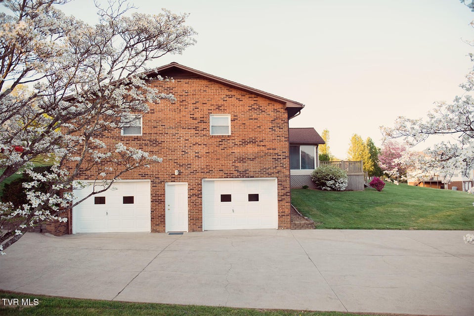 Photo #6: 279 Scenic Drive