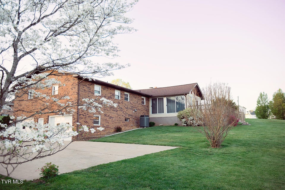 Photo #19: 279 Scenic Drive