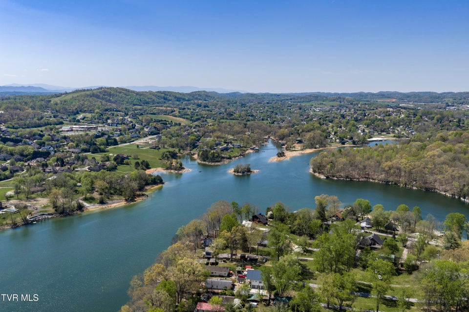 Photo #60: 760 Lake Point Drive