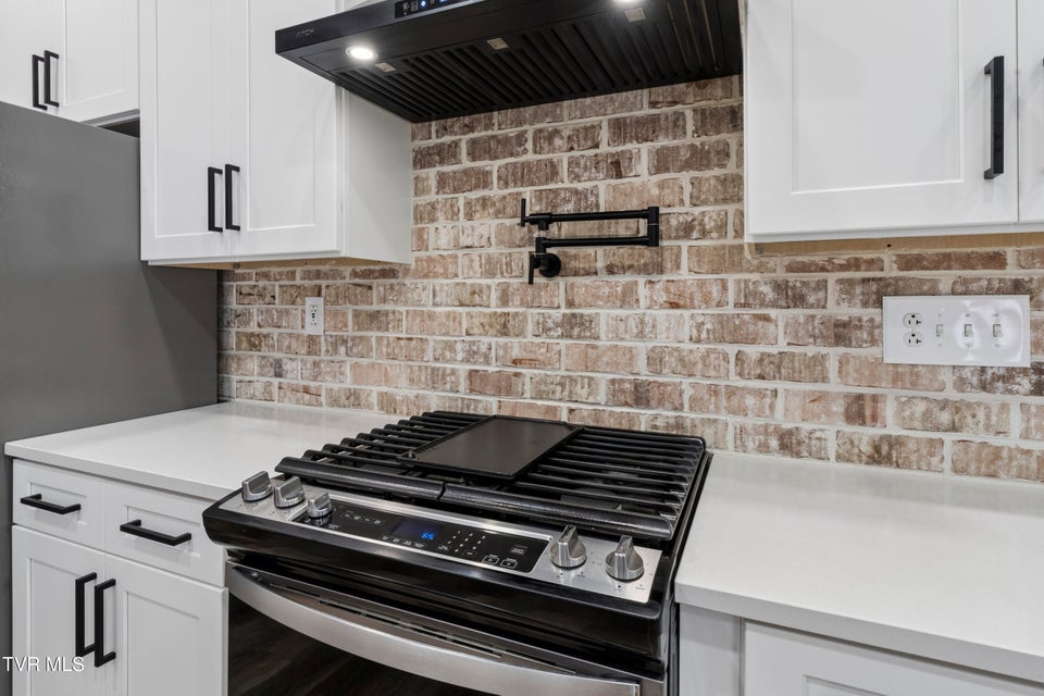 Photo #3: 165 Old State Route 34 