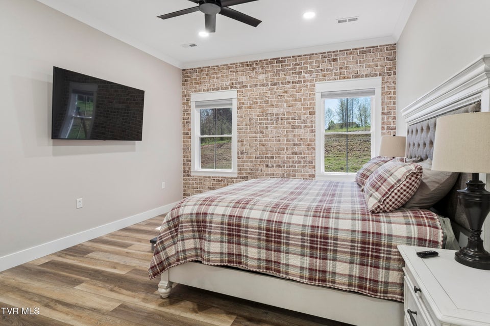 Photo #39: 165 Old State Route 34 