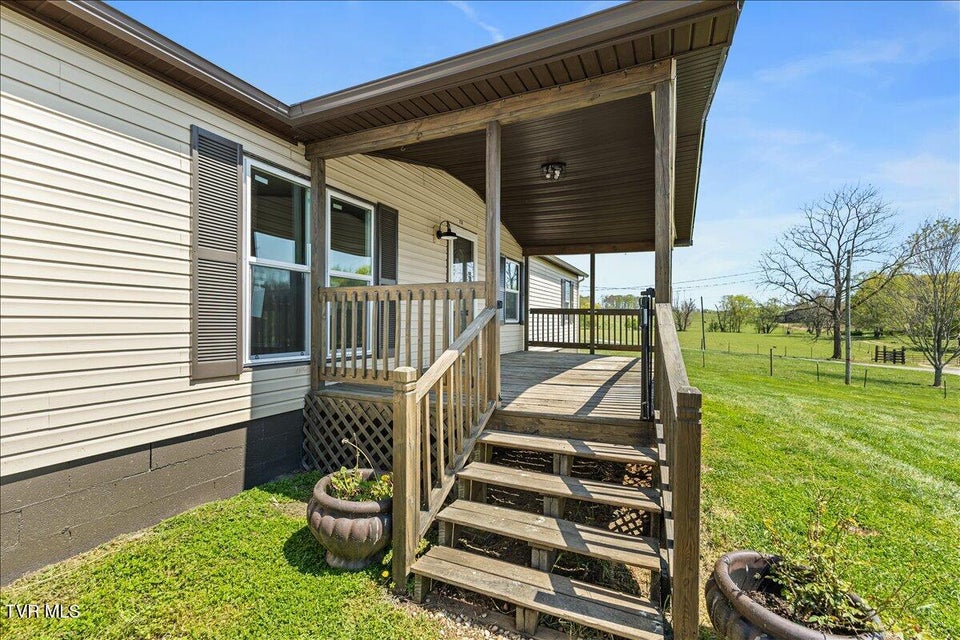 Photo #12: 151 Chalk Level Road