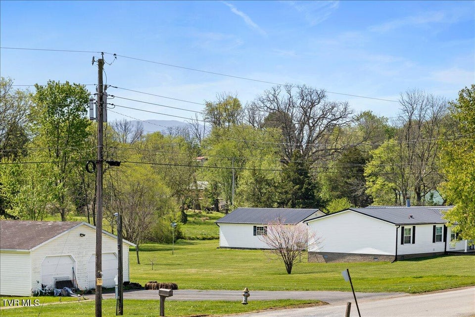 Photo #47: 151 Chalk Level Road