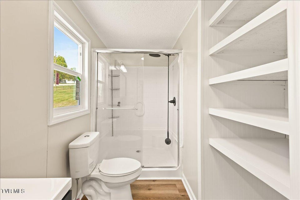 Photo #29: 151 Chalk Level Road