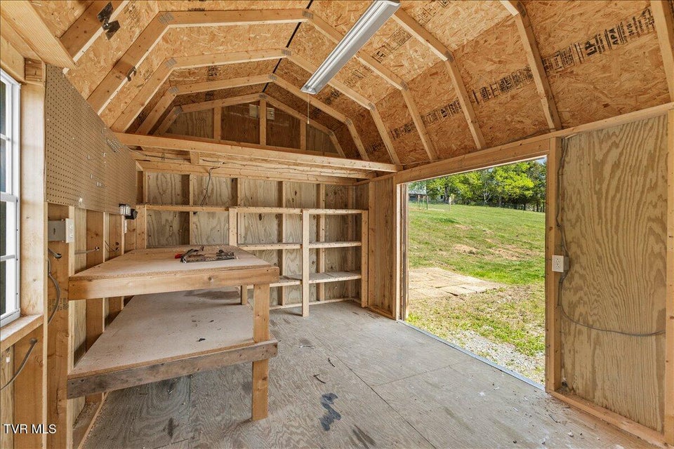 Photo #41: 151 Chalk Level Road