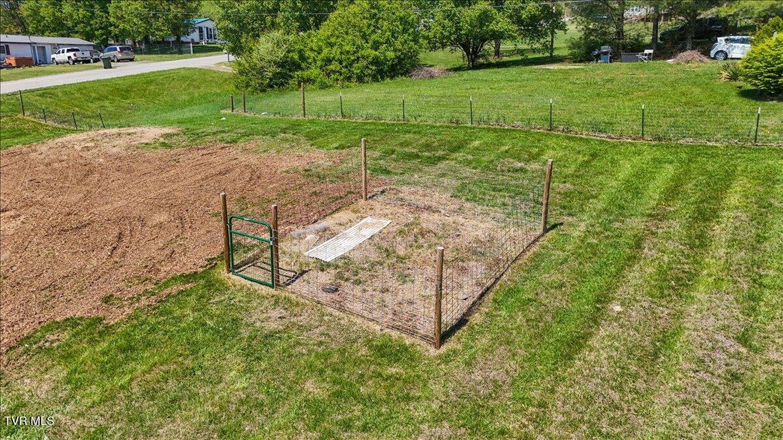 Photo #10: 151 Chalk Level Road