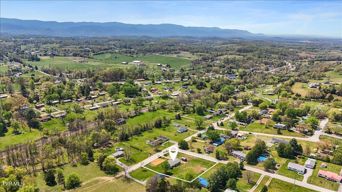 Photo #44: 151 Chalk Level Road