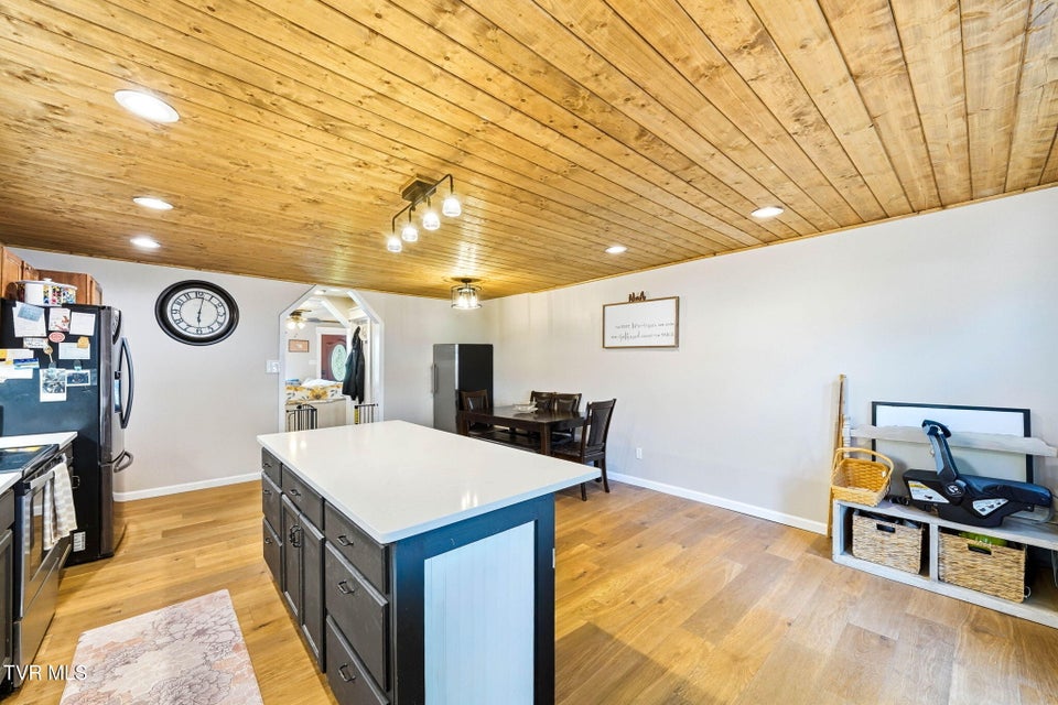 Photo #8: 435 Oak Grove Road