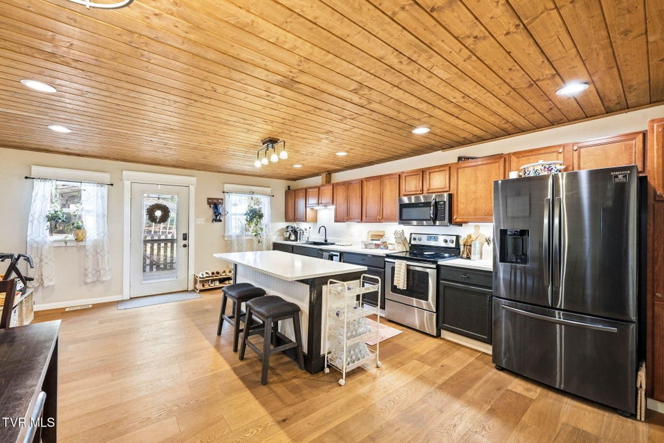 Photo #11: 435 Oak Grove Road