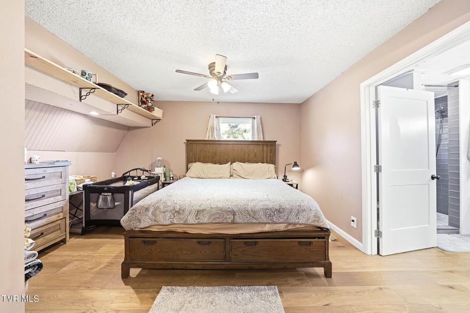 Photo #16: 435 Oak Grove Road