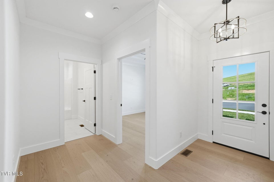 Photo #5: 115 Station Way