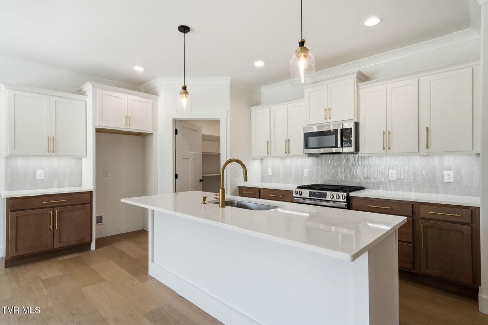 Photo #7: 115 Station Way