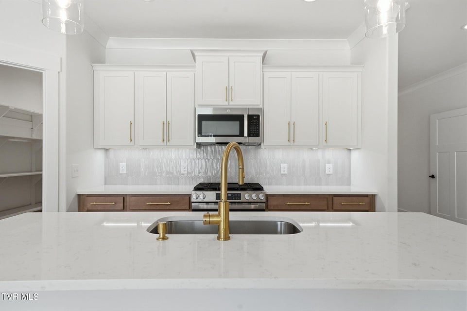 Photo #8: 115 Station Way