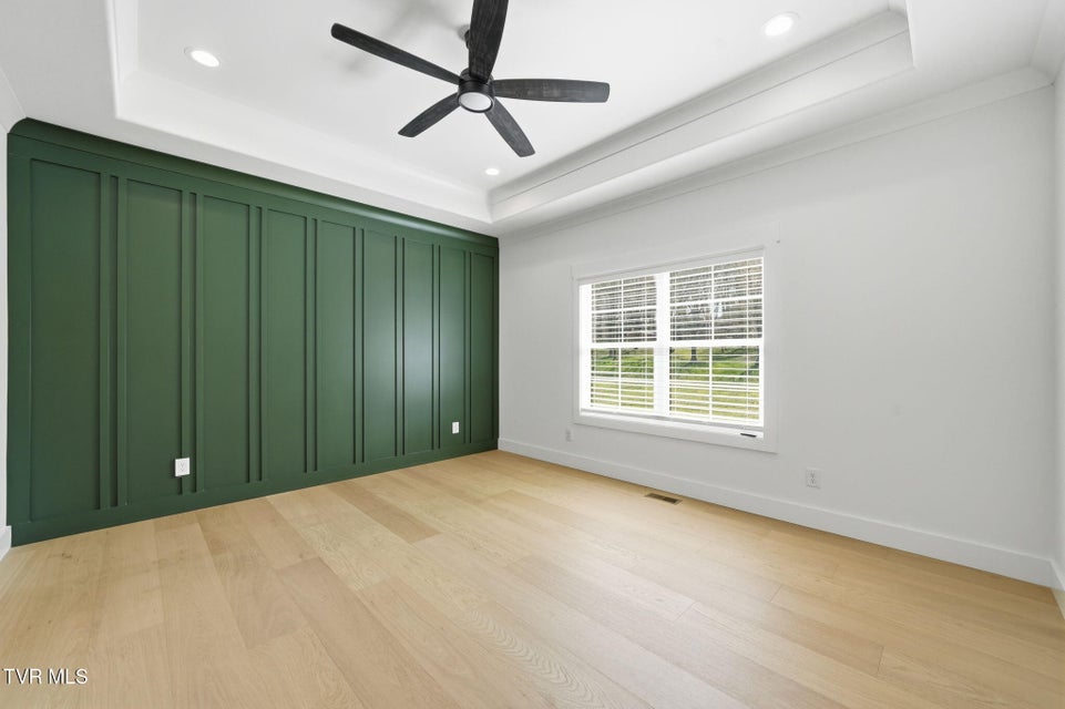 Photo #26: 115 Station Way