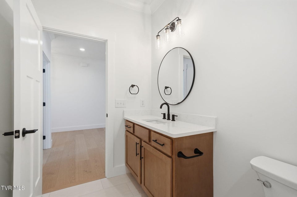 Photo #39: 115 Station Way